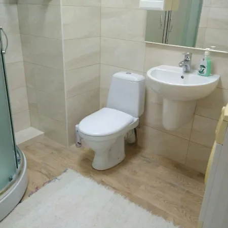 Apartment With Views Over Deribasovskaya Odesa